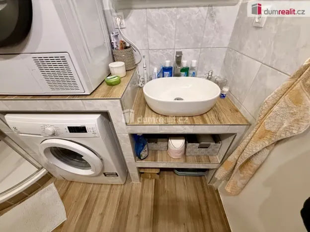 Prodej bytu 2+1, Mariánské Lázně - Úšovice, Skalníkova, 65 m2