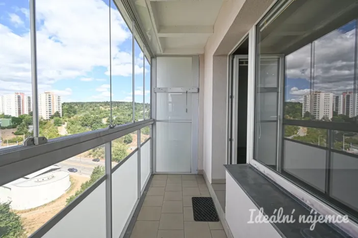 Pronájem bytu 1+kk, Brno - Nový Lískovec, Oblá, 31 m2