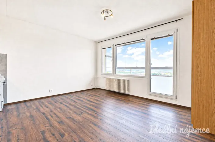 Pronájem bytu 1+kk, Brno - Nový Lískovec, Oblá, 31 m2