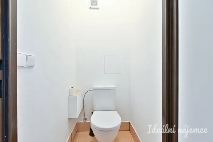 Pronájem bytu 1+kk, Brno - Nový Lískovec, Oblá, 31 m2