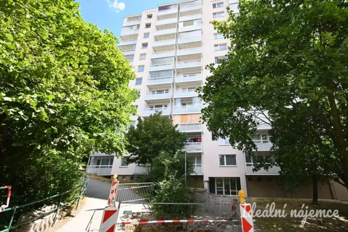Pronájem bytu 1+kk, Brno - Nový Lískovec, Oblá, 31 m2