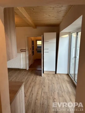 Prodej rodinného domu, Jemnice, Horní valy, 165 m2