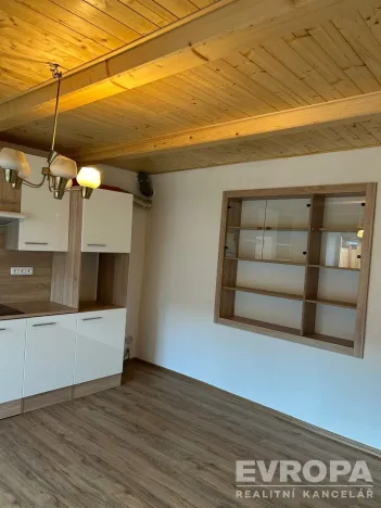 Prodej rodinného domu, Jemnice, Horní valy, 165 m2