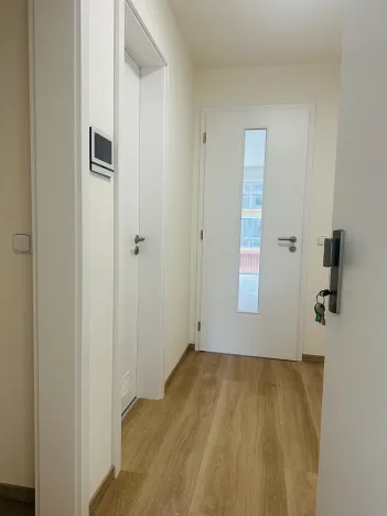 Pronájem bytu 1+kk, Jablonec nad Nisou, Za Jízdárnou, 42 m2