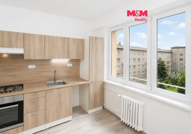 Pronájem bytu 2+1, Ostrava - Poruba, Nezvalovo náměstí, 57 m2