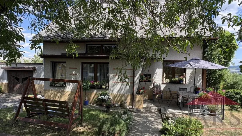 Prodej rodinného domu, Dlažov, 160 m2