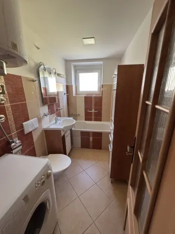 Pronájem bytu 2+1, Kladno, Helsinská, 48 m2