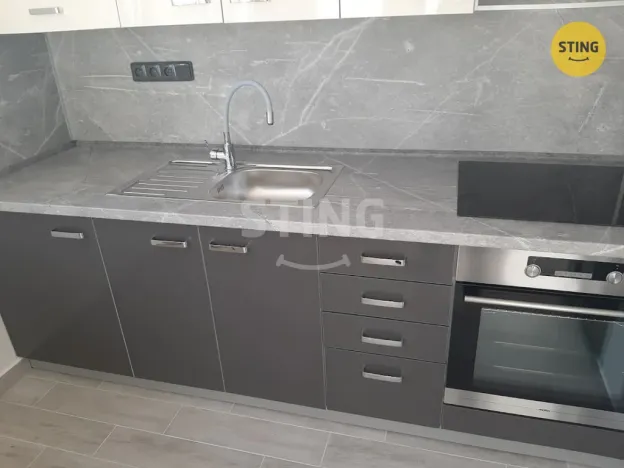 Pronájem bytu 1+1, Přerov, tř. 17. listopadu, 43 m2