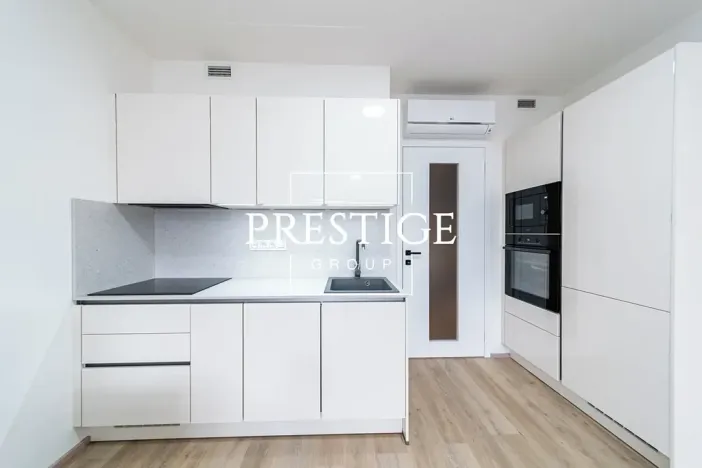 Pronájem bytu 1+kk, Praha - Žižkov, Šrámkové, 36 m2