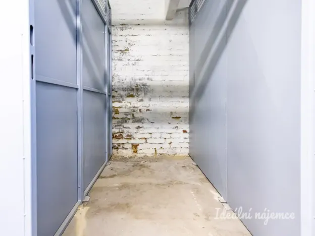 Pronájem bytu 2+kk, Praha - Holešovice, Tusarova, 64 m2