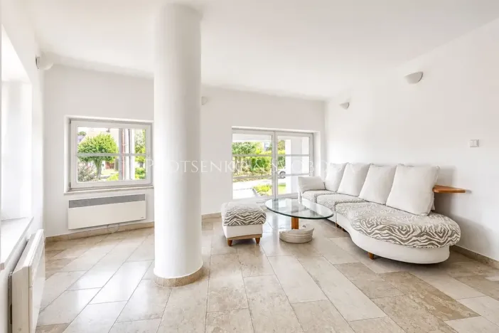 Prodej vily, Křižanov, Benešovo náměstí, 530 m2