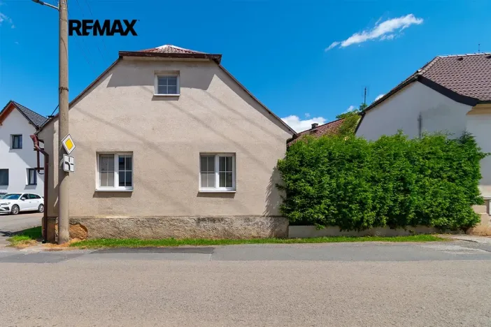Prodej rodinného domu, Břasy, 186 m2