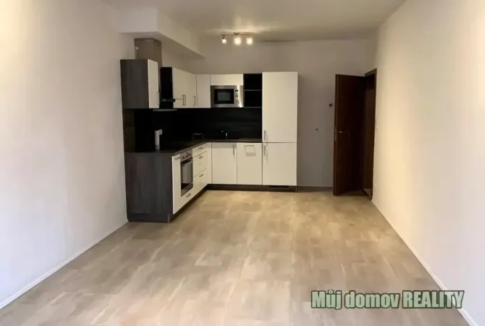 Pronájem bytu 2+kk, Praha - Stodůlky, náměstí Junkových, 58 m2