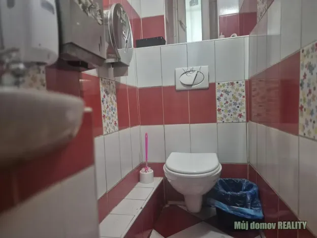 Pronájem obchodního prostoru, Praha - Michle, Michelská, 70 m2