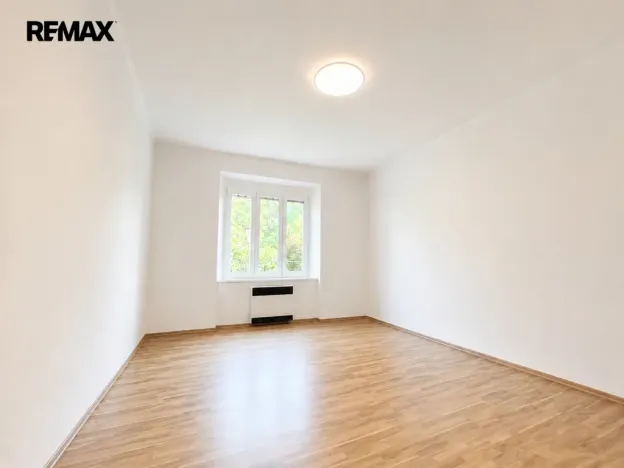 Pronájem bytu 2+kk, Praha - Strašnice, Na Třebešíně, 42 m2