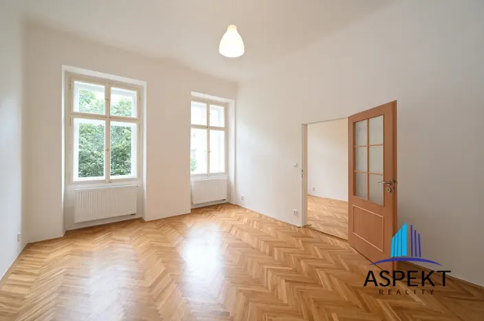 Pronájem bytu 2+1, Praha - Karlín, Vítkova, 65 m2