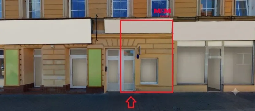 Pronájem obchodního prostoru, Přelouč, Masarykovo náměstí, 30 m2