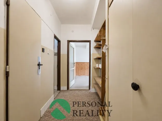 Prodej bytu 2+1, Mariánské Lázně - Úšovice, Skalníkova, 60 m2