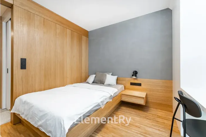 Pronájem bytu 4+kk, Praha, Sokolovská, 118 m2