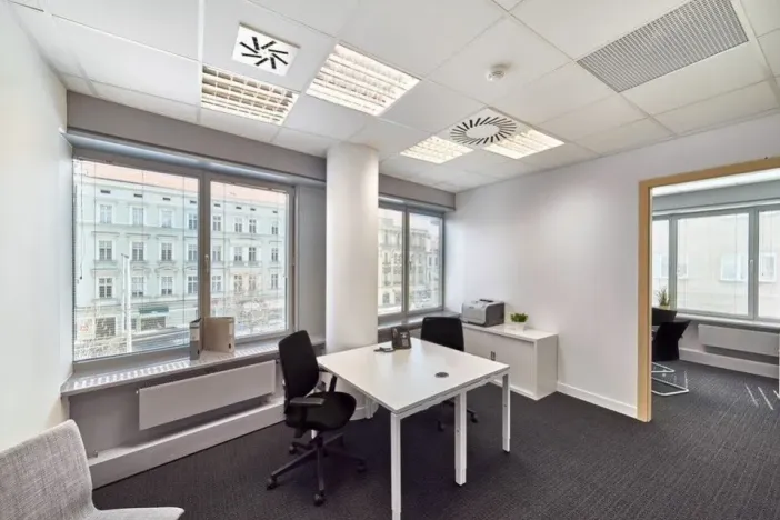 Pronájem kanceláře, Praha - Hlubočepy, Nádražní, 49 m2