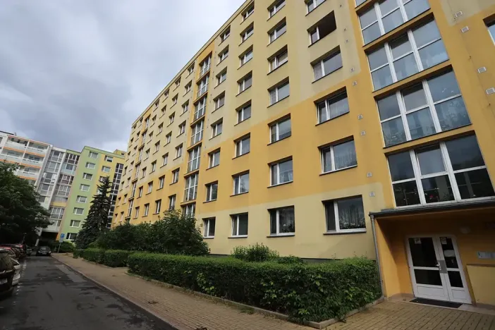 Pronájem bytu 3+1, Praha - Letňany, Bukovecká, 76 m2