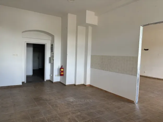 Pronájem skladu, Unhošť, Křivoklátská, 184 m2