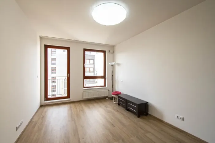 Pronájem bytu 2+kk, Praha - Vysočany, Ocelářská, 59 m2