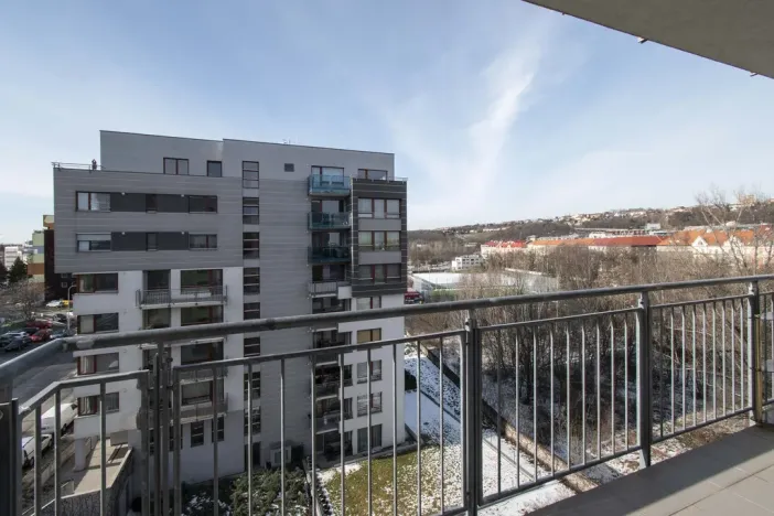 Pronájem bytu 2+kk, Praha - Vysočany, Ocelářská, 59 m2