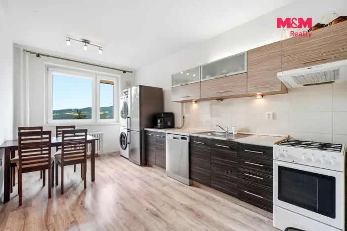 Prodej bytu 3+1, Ústí nad Labem - Severní Terasa, Rabasova, 78 m2