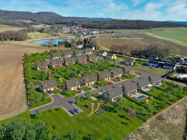 Prodej pozemku pro bydlení, Komárov, 738 m2