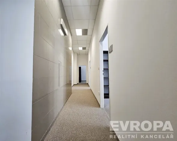Pronájem kanceláře, Vrchlabí, Krkonošská, 160 m2