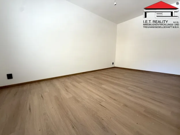 Prodej bytu 2+kk, Brno, Bratislavská, 38 m2