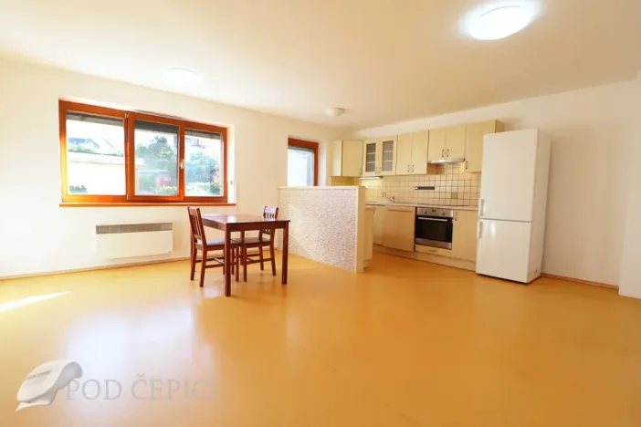 Pronájem bytu 2+kk, Brno - Husovice, Valchařská, 56 m2
