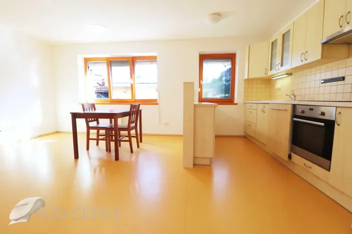 Pronájem bytu 2+kk, Brno - Husovice, Valchařská, 56 m2