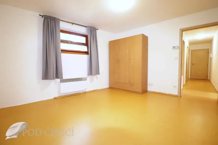 Pronájem bytu 2+kk, Brno - Husovice, Valchařská, 56 m2