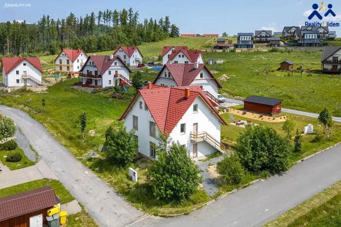 Prodej bytu 3+kk, Václavov u Bruntálu, 92 m2