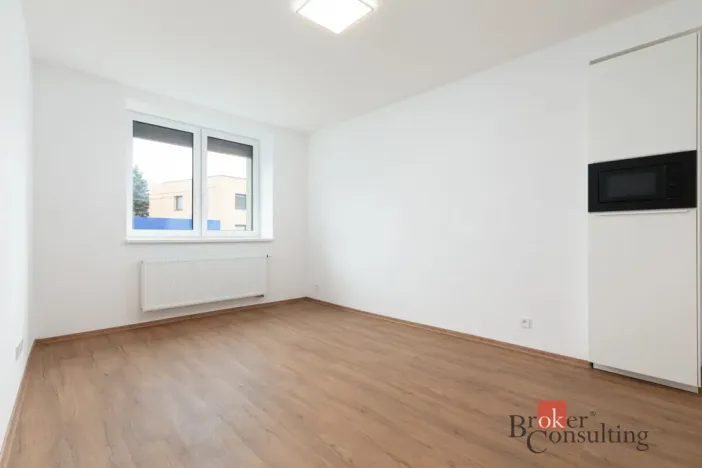 Pronájem bytu 2+kk, Opava - Předměstí, Sadová, 41 m2