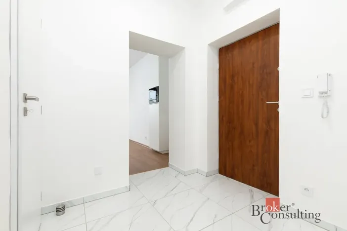Pronájem bytu 2+kk, Opava - Předměstí, Sadová, 41 m2
