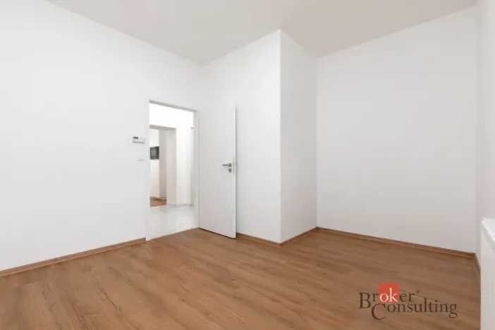 Pronájem bytu 2+kk, Opava - Předměstí, Sadová, 41 m2