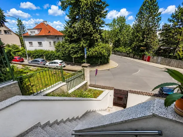 Pronájem vily, Praha - Braník, U háje, 380 m2
