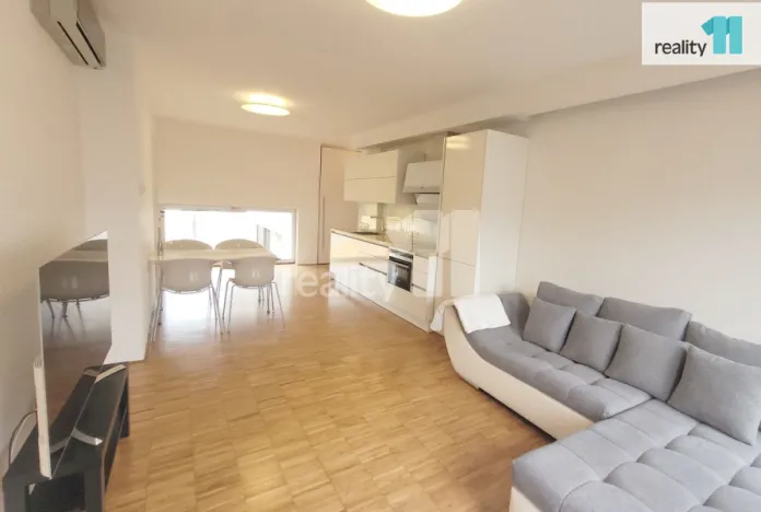 Pronájem bytu 2+kk, Praha - Žižkov, Prokopova, 66 m2