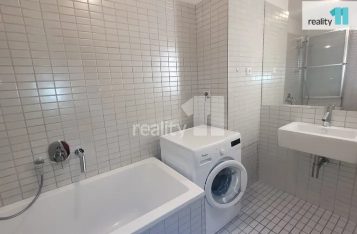 Pronájem bytu 2+kk, Praha - Žižkov, Prokopova, 66 m2