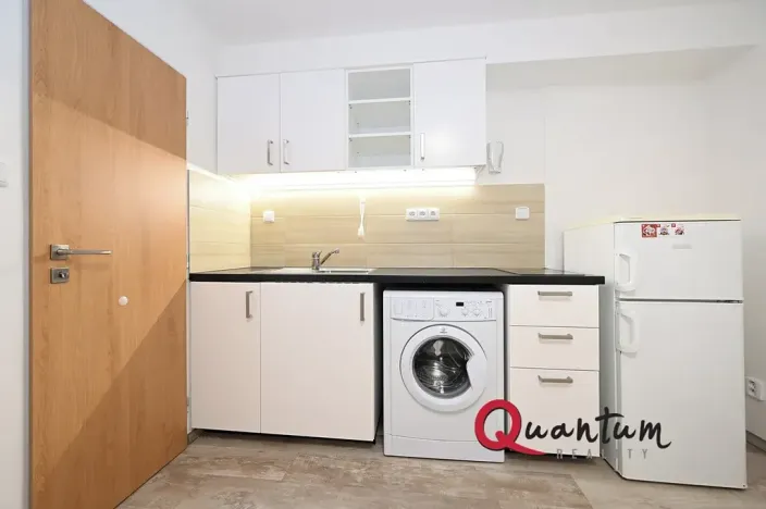 Pronájem bytu 1+kk, Praha - Košíře, Nad Turbovou, 21 m2