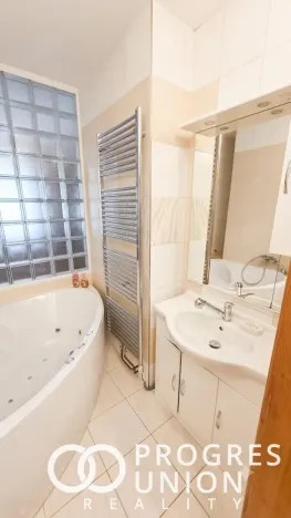 Prodej bytu 3+kk, Frenštát pod Radhoštěm, 6. května, 70 m2