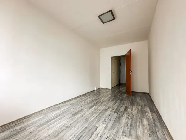 Pronájem bytu 2+kk, Praha - Hloubětín, Slévačská, 52 m2