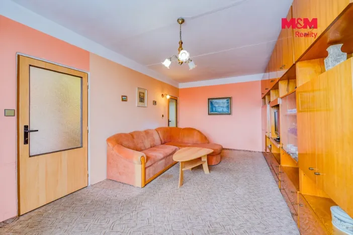 Prodej bytu 3+1, Karlovy Vary, Svatošská, 82 m2