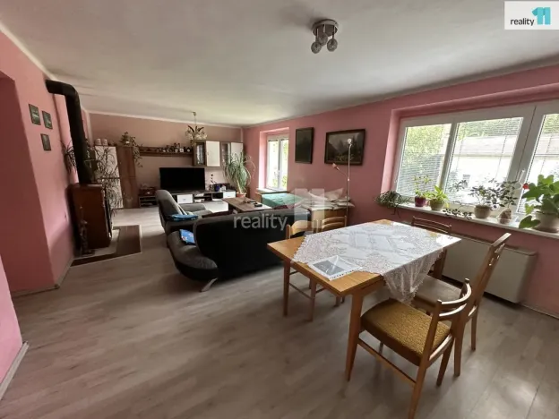 Prodej rodinného domu, Stráž pod Ralskem, Jezerní, 495 m2