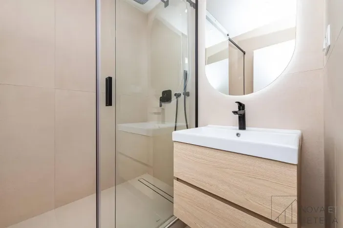 Prodej bytu 4+kk, Praha - Hloubětín, Poděbradská, 73 m2
