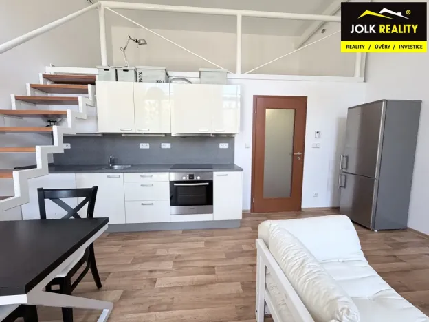 Pronájem bytu 1+kk, Opava, Popská, 45 m2