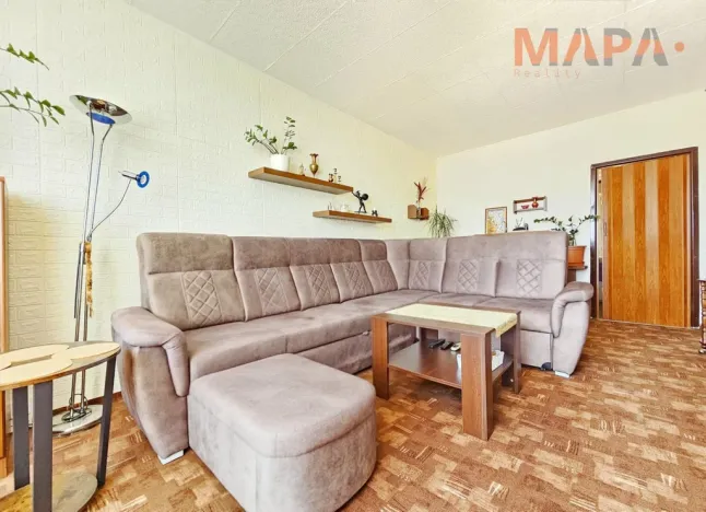 Prodej bytu 3+1, Jirkov, U Stadionu, 76 m2